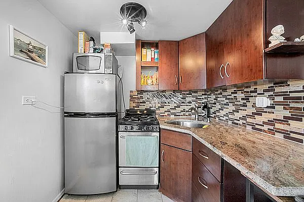 Sold by NY Living Solutions | media 6