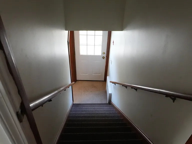 98 Main St #4 — Photo 7