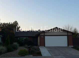 5020 Village Wood Dr, Sacramento, CA 95823