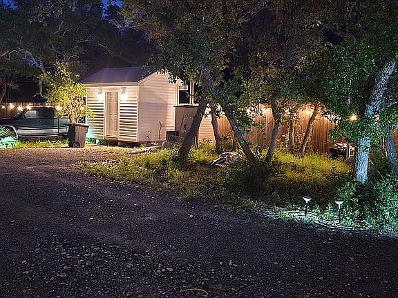 4th image of 1917 Monkey Rd