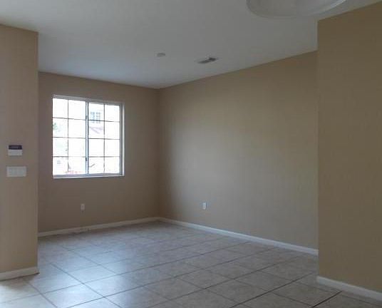 5th image of 21211 NW 14th Pl APT 627