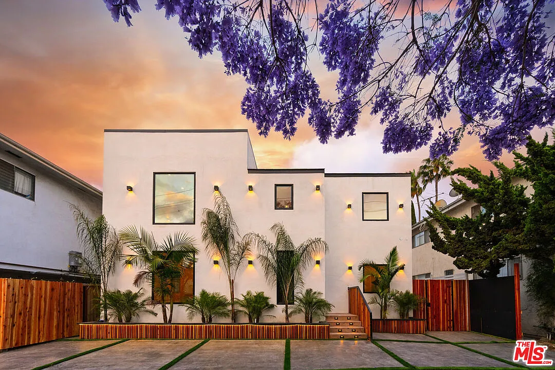 2 bed, 1.0 bath, $3,650 — Photo 4