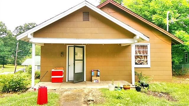 1st image of 354 8th Avenue Dr SW