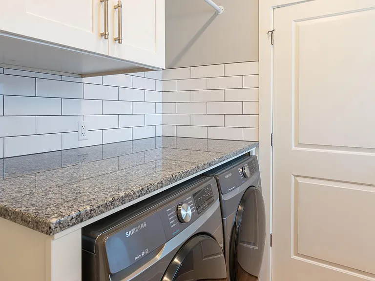 1015 Sigsbee St SE #1 — Photo 15