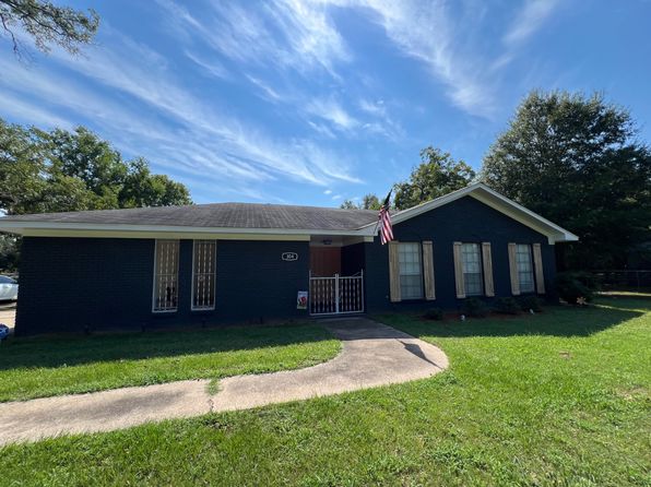 304 Audubon Acres Cir, Vidalia, LA 71373