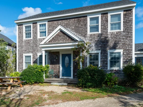 19 Cynthia Ln, Nantucket, MA 02554