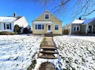 2418 32nd St, Moline, IL 61265