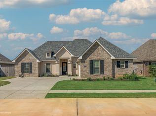 431 N Lost River Dr, Benton, LA 71006
