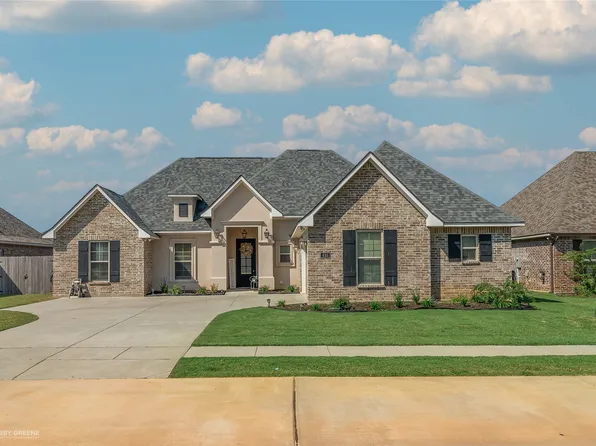 431 N Lost River Dr, Benton, LA 71006