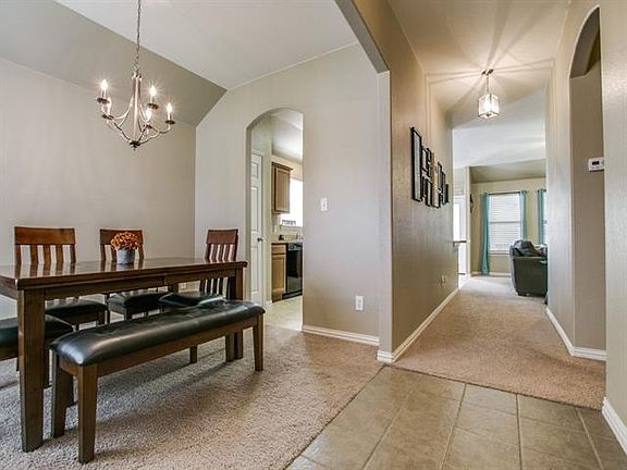 4th image of 504 Creekside Dr
