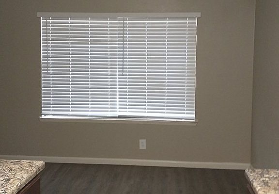 4th image of 501 Henderson St #10220
