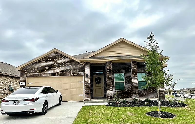 1st image of 8708 Boulder Oak Blvd