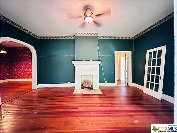 2nd image of 611 Pincham St
