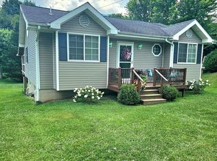 2208 Gratton Rd, Tazewell, VA 24651