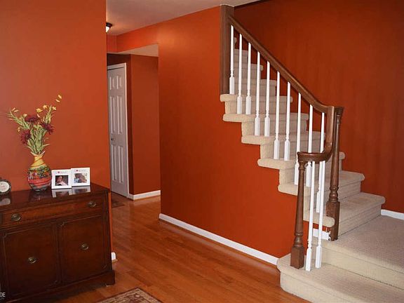 3rd image of 47601 Province Ct