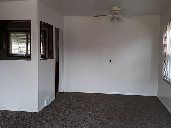 5th image of 28069 Hollywood St