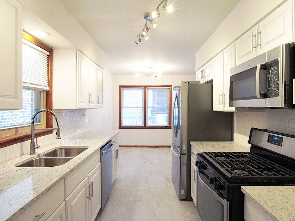 1st image of 2309 W Arthur Ave APT 1