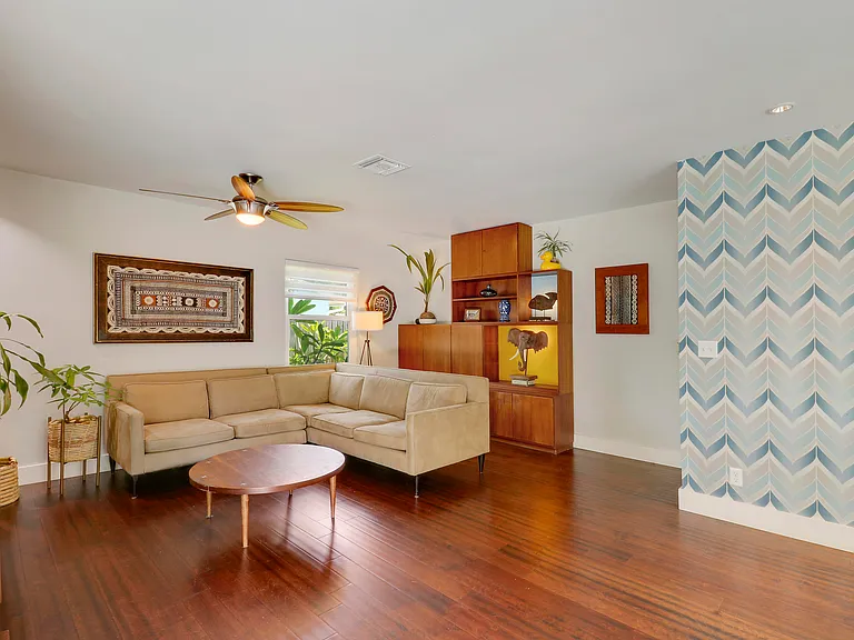 19928 Jasmine Dr — Photo 12