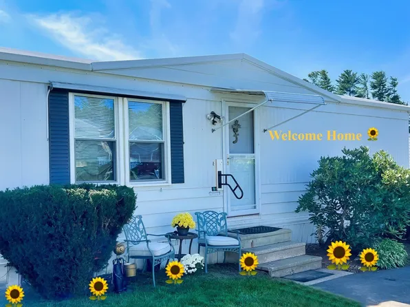 7 4th Ave, Westfield, MA 01085
