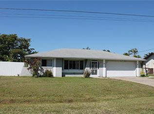 1034 SE 17th Pl, Cape Coral, FL 33990