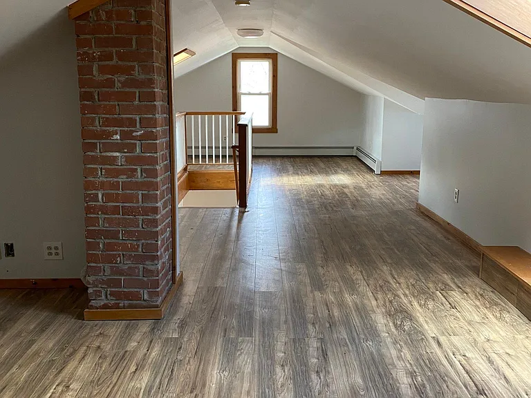 153 Washington St — Photo 11