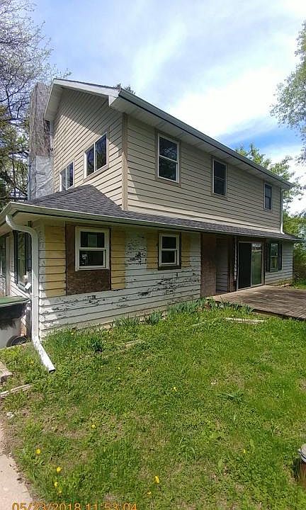 1st image of 11827 W Fond Du Lac Ave