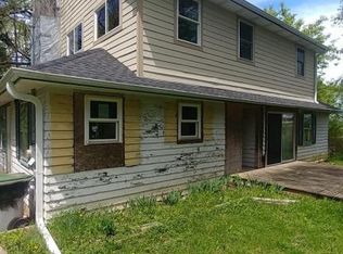 11827 W Fond Du Lac Ave, Milwaukee, WI 53224