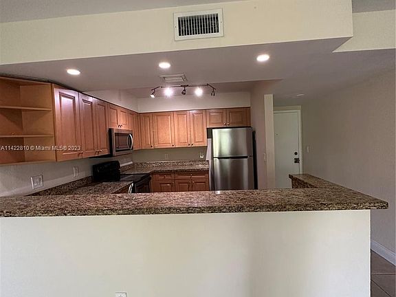 2nd image of 5000 NW 79th Ave APT 209