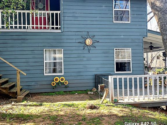 4th image of 55 Hummingbird Ln