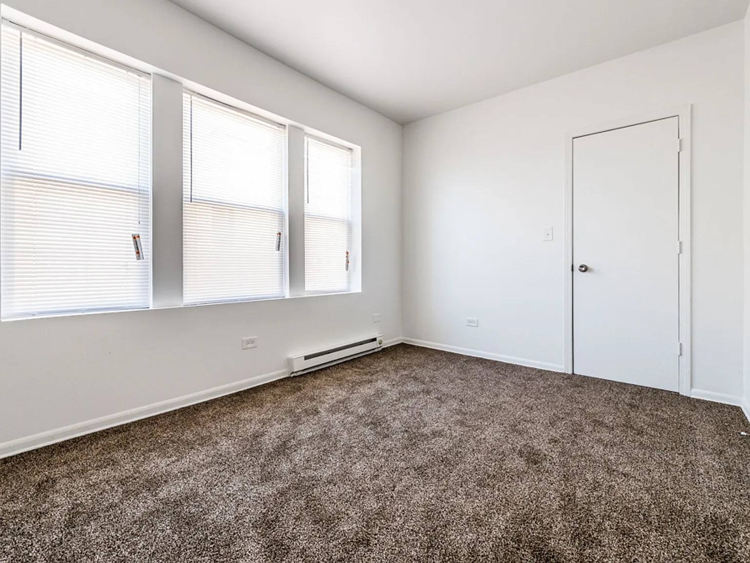 5100 W Monroe — Photo 4
