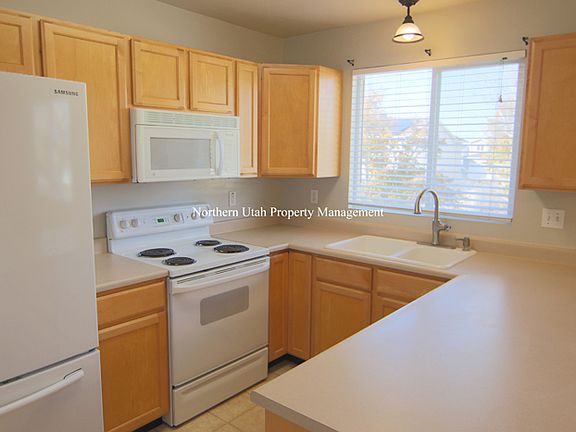 5 Kitchen_10222019