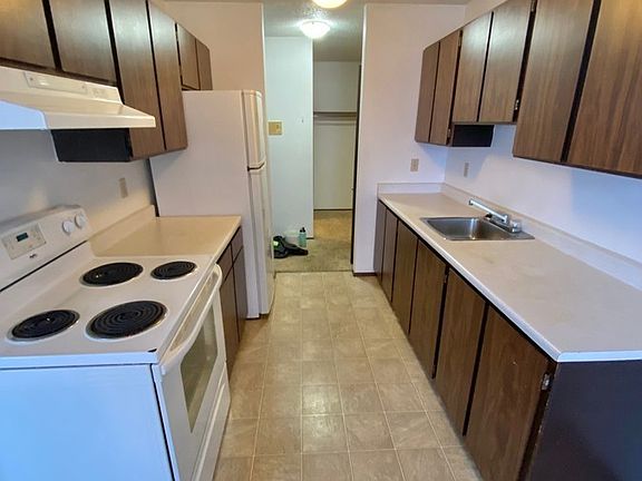 4th image of 6202 52nd St #10