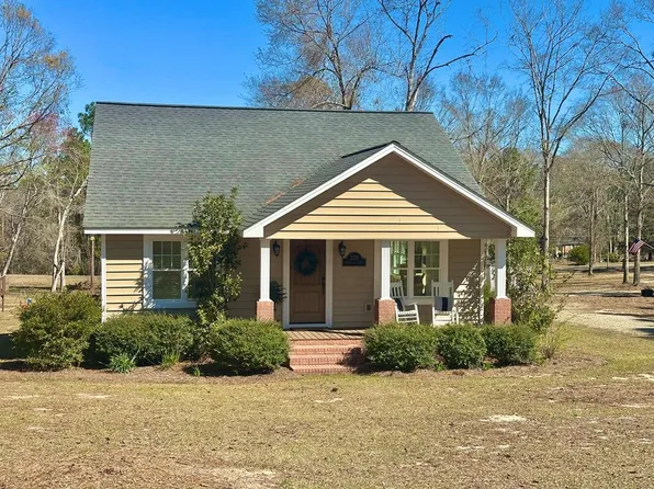 220 Remington Dr, Douglas, GA 31535