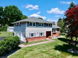 63 Unneberg Ave, Succasunna, NJ 07876