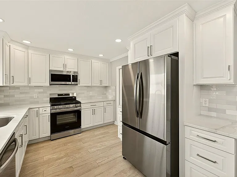 5434 Oakhurst Dr — Photo 14