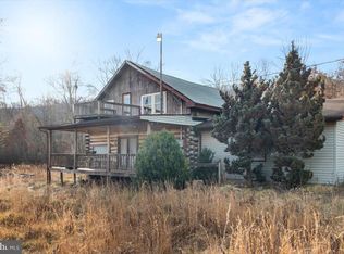 1929 Lake Ferndale Dr, Springfield, WV 26763