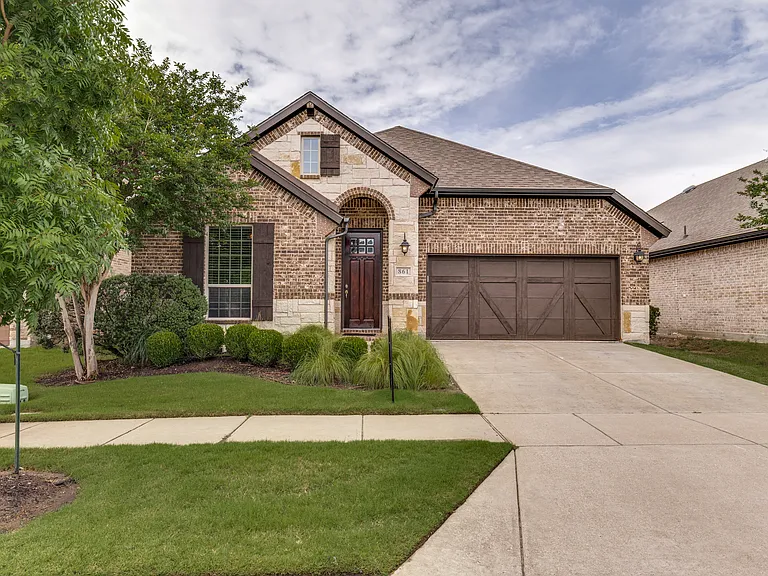 861 Countryside Way — Photo 1
