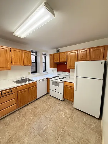 83 Westland Ave Photo 1