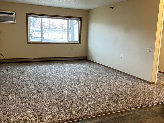 200 N Western Ave #2, Sioux Falls, SD 57104 | Zillow