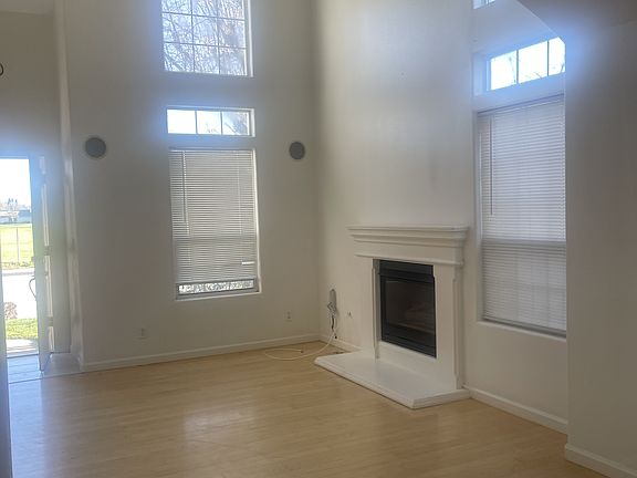 3rd image of 535 E Central Ave