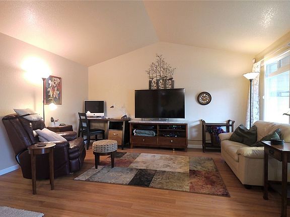 3rd image of 2536 N Narrows Dr APT 9