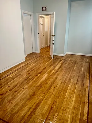 Rented by Alexander Bilu, LREB | media 16