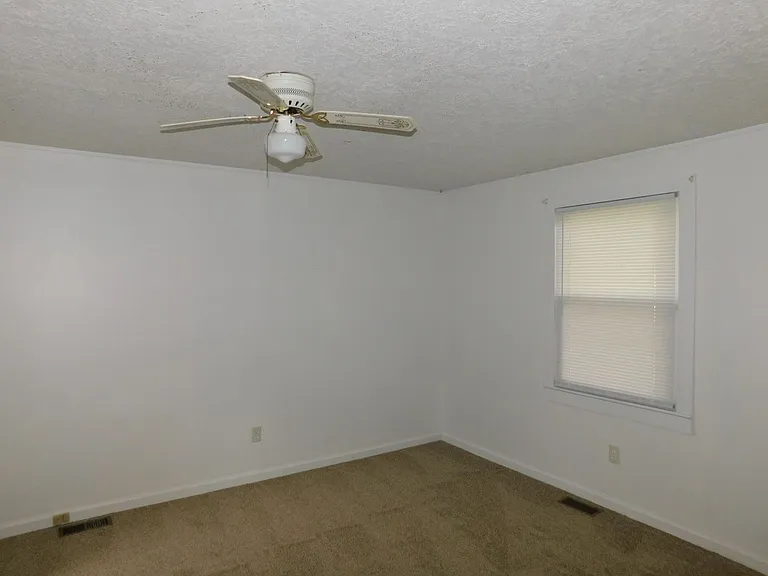 108 Beaufort Dr — Photo 15