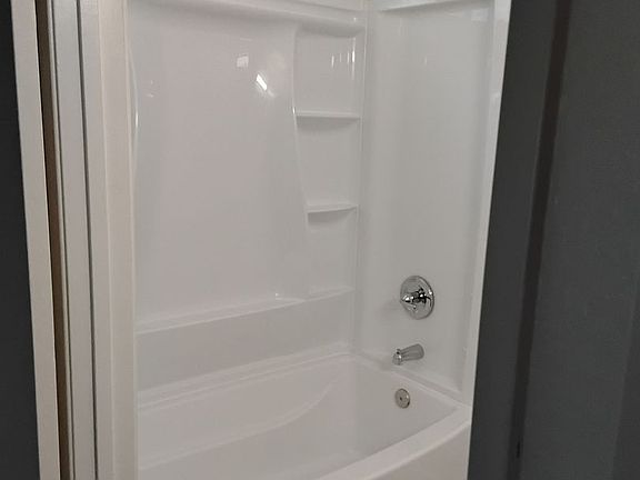 5th image of 13383 Edwards St APT A