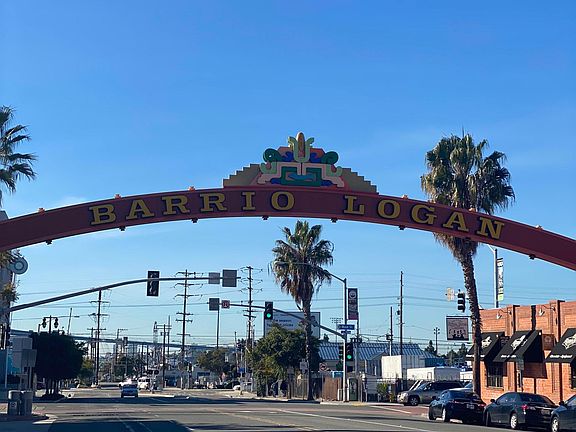 2nd image of 535 Cesar E Chavez Pkwy #1/2