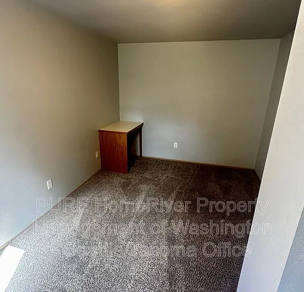 702 119th St S #B — Photo 8