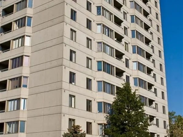 9 Commissioners Rd E, London, ON N6C 5Z7