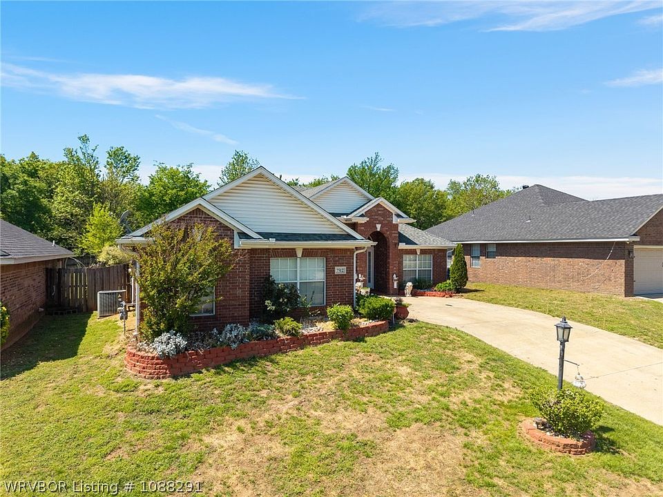 1st image of 7512 Red Pine Dr