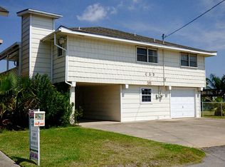 208 Barracuda St, Bayou Vista, TX 77563