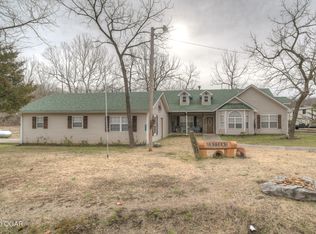 6851 Dutch Elm Dr, Joplin, MO 64804